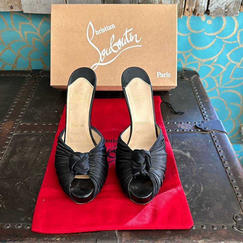 Christian Louboutin vintage slides size 41